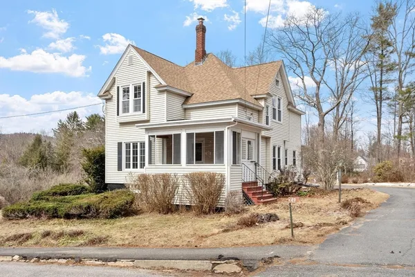 $319,900 | 49 Lincoln Avenue, Orange, MA 01364