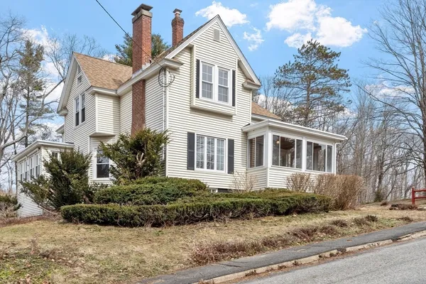 $319,900 | 49 Lincoln Avenue, Orange, MA 01364