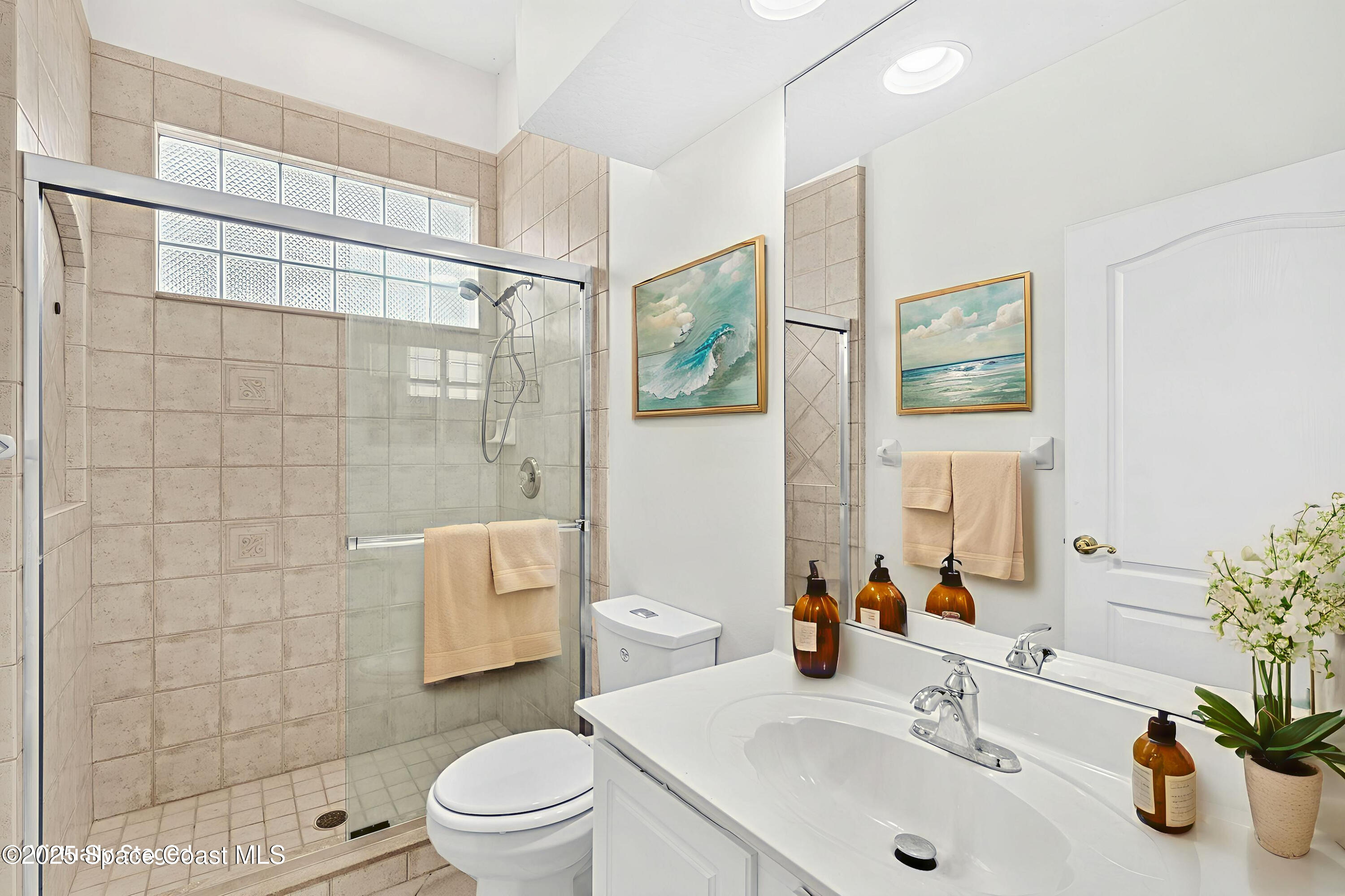 2688 The Trails At Hidden Harbor Merritt Island, FL 32952 - Photo 13 of 36 Full Guest Bath