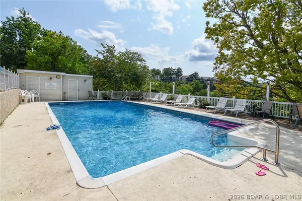 $249,500 | 65 Copper Ridge Dr Lake, Unit 2A, Lake Ozark, MO 65049
