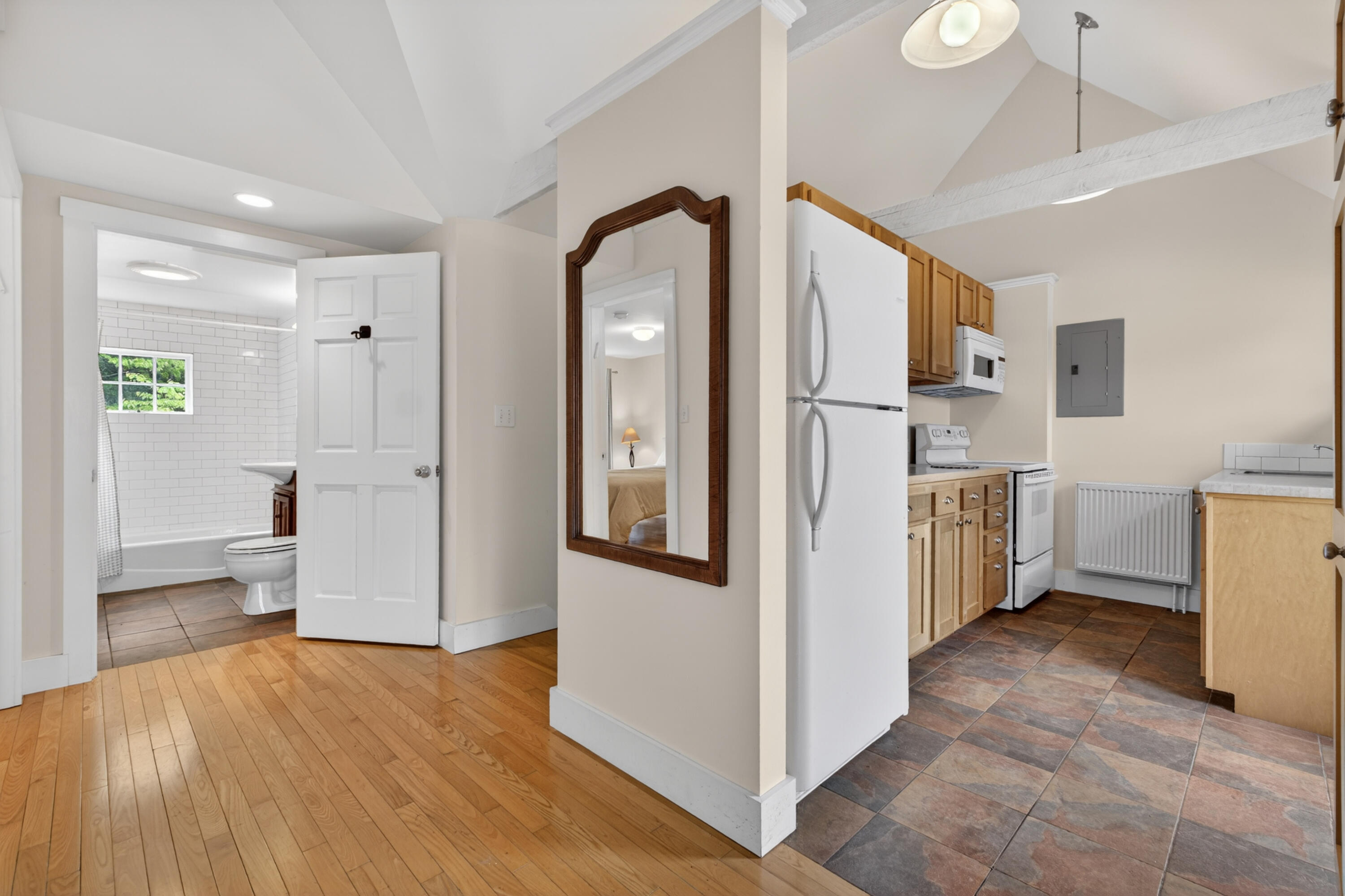 526 Belfast Road Camden, ME 04843 - Photo 38 of 90 526 Belfast Rd_0193