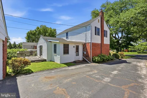 $560,000 | 405 Brentwood Road, Havertown, PA 19083