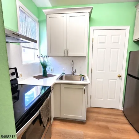 $1,800 | 19 Old Highway 22, Clinton, NJ 08809