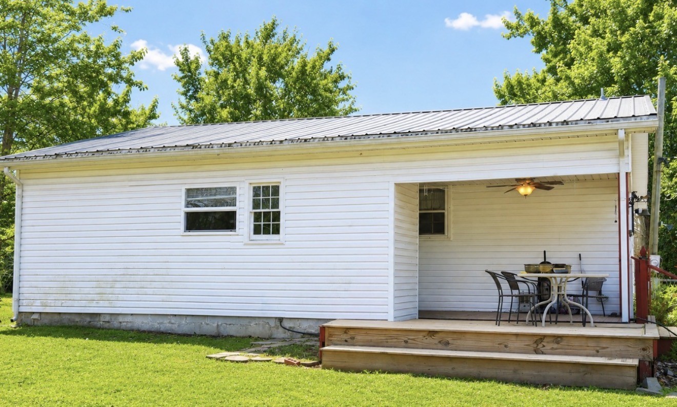2067 Oak Grove Road Goodspring, TN 38460 - Photo 5 of 6