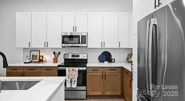 $2,871 | 1711 Commonwealth Avenue, Unit B1, Charlotte, NC 28205