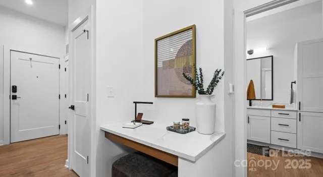 $2,871 | 1711 Commonwealth Avenue, Unit B1, Charlotte, NC 28205