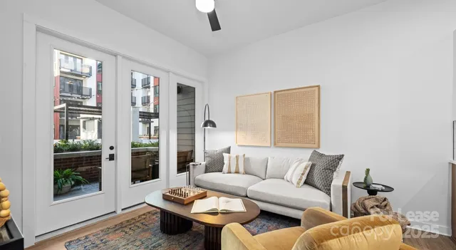 $2,871 | 1711 Commonwealth Avenue, Unit B1, Charlotte, NC 28205