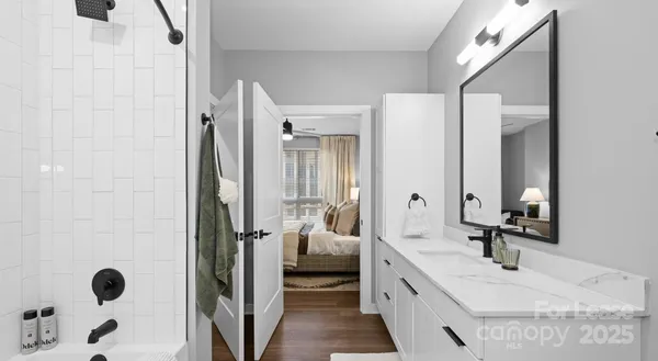 $3,295 | 1711 Commonwealth Avenue, Unit B1, Charlotte, NC 28205