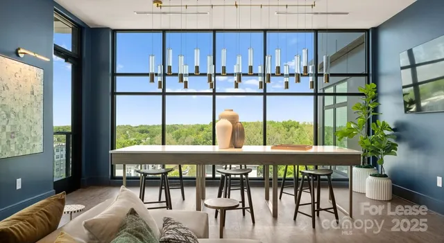 $2,871 | 1711 Commonwealth Avenue, Unit B1, Charlotte, NC 28205