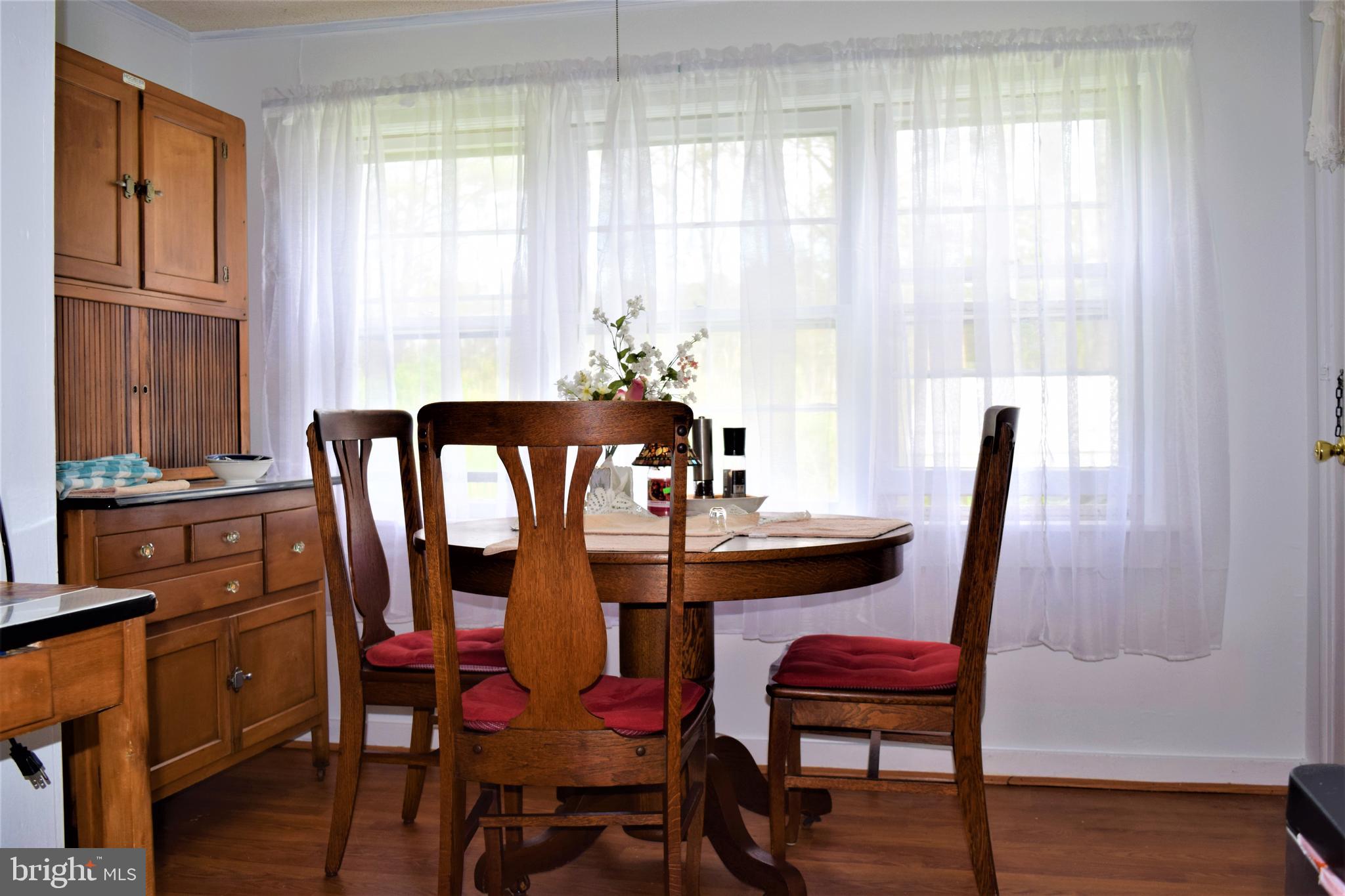 3296 Sackertown Road Crisfield, MD 21817 - Photo 27 of 39 Breakfast Nook