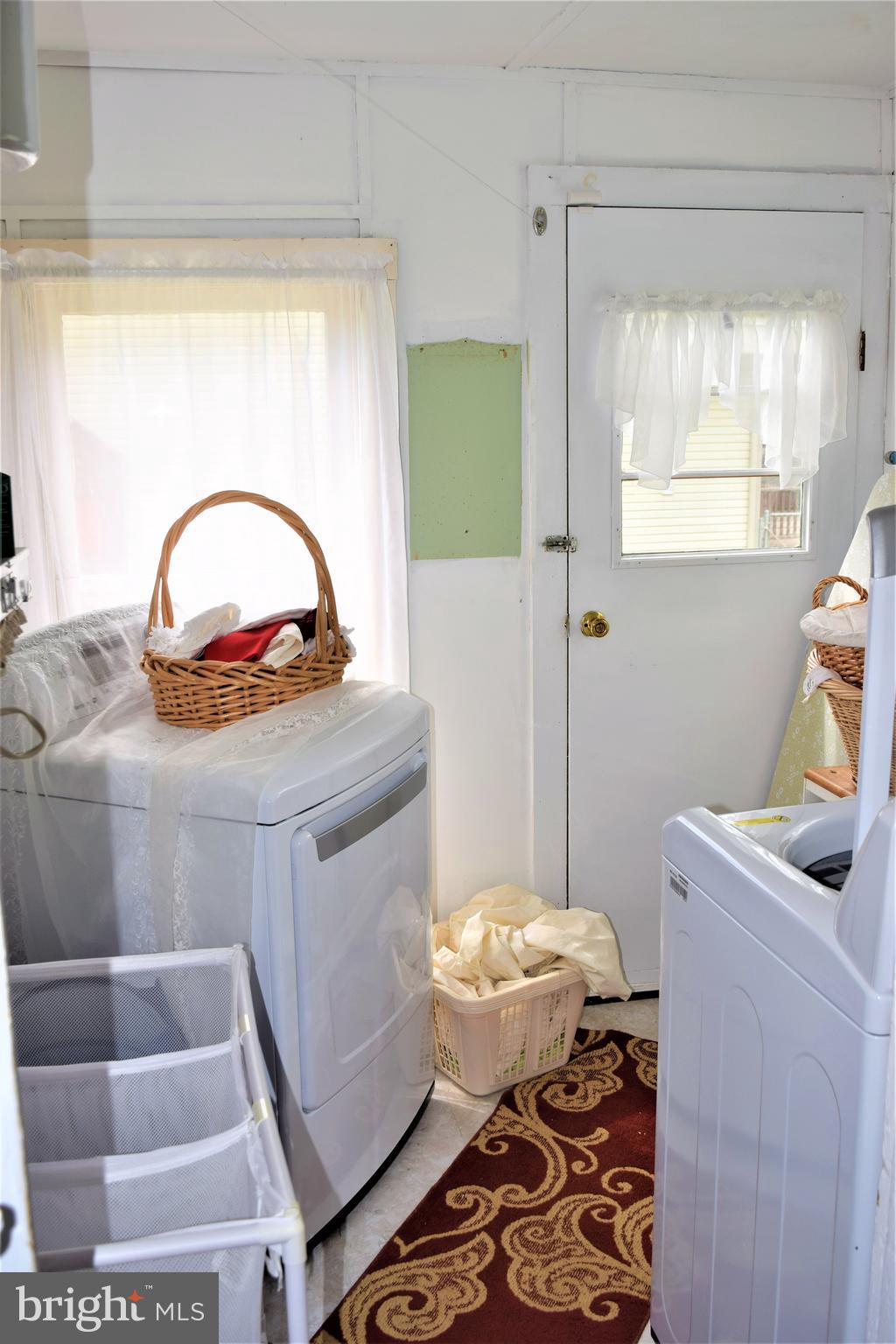 3296 Sackertown Road Crisfield, MD 21817 - Photo 28 of 39 Laundry
