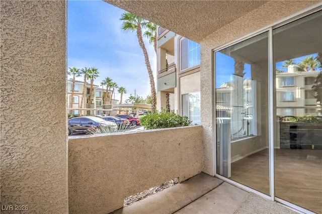$1,590 | 7163 South Durango Drive, Unit 105, Las Vegas, NV 89113
