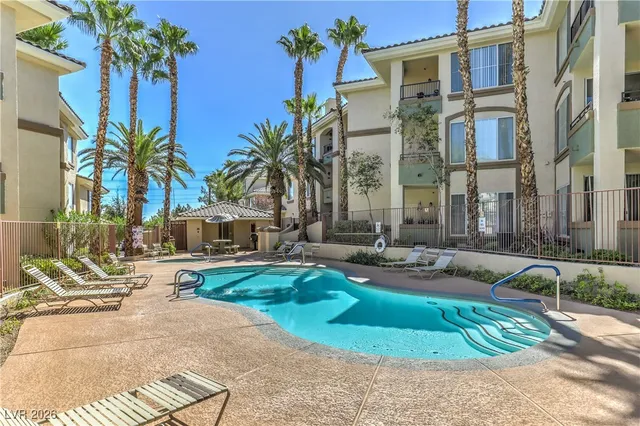 $1,590 | 7163 South Durango Drive, Unit 105, Las Vegas, NV 89113