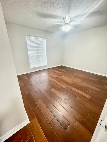 $1,450 | 12200 Overbrook Lane, Unit 31A, Houston, TX 77077