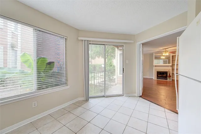 $1,450 | 12200 Overbrook Lane, Unit 31A, Houston, TX 77077