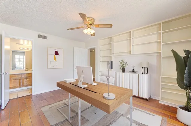 $1,450 | 12200 Overbrook Lane, Unit 31A, Houston, TX 77077