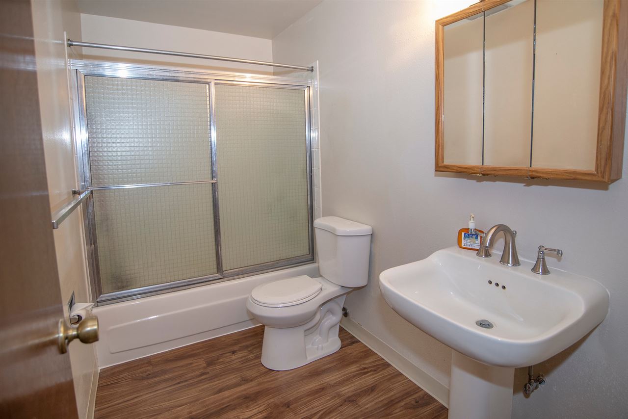 303 North Raymond Road, Unit 8 Spokane Valley, WA 99206 - Photo 12 of 19