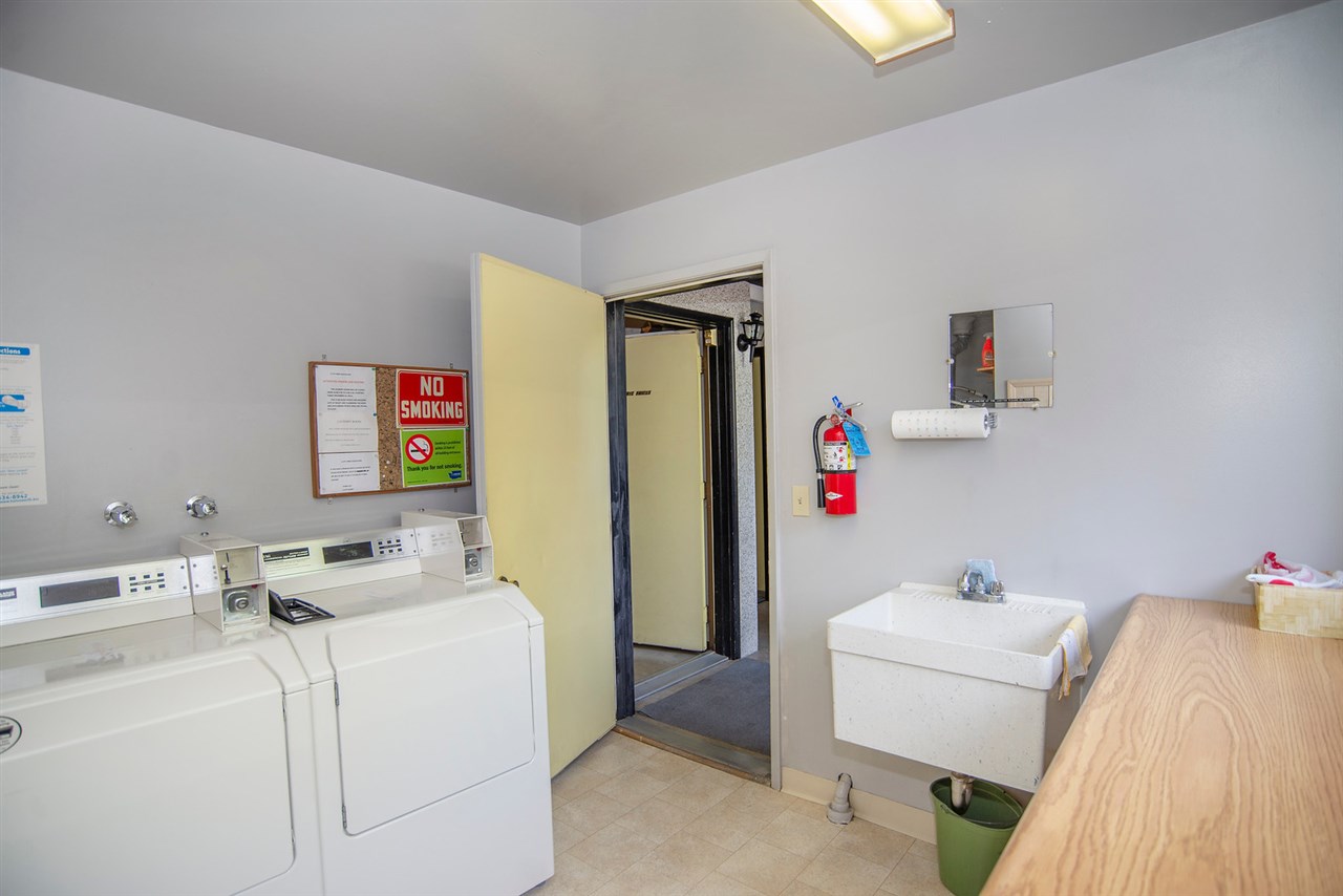 303 North Raymond Road, Unit 8 Spokane Valley, WA 99206 - Photo 15 of 19