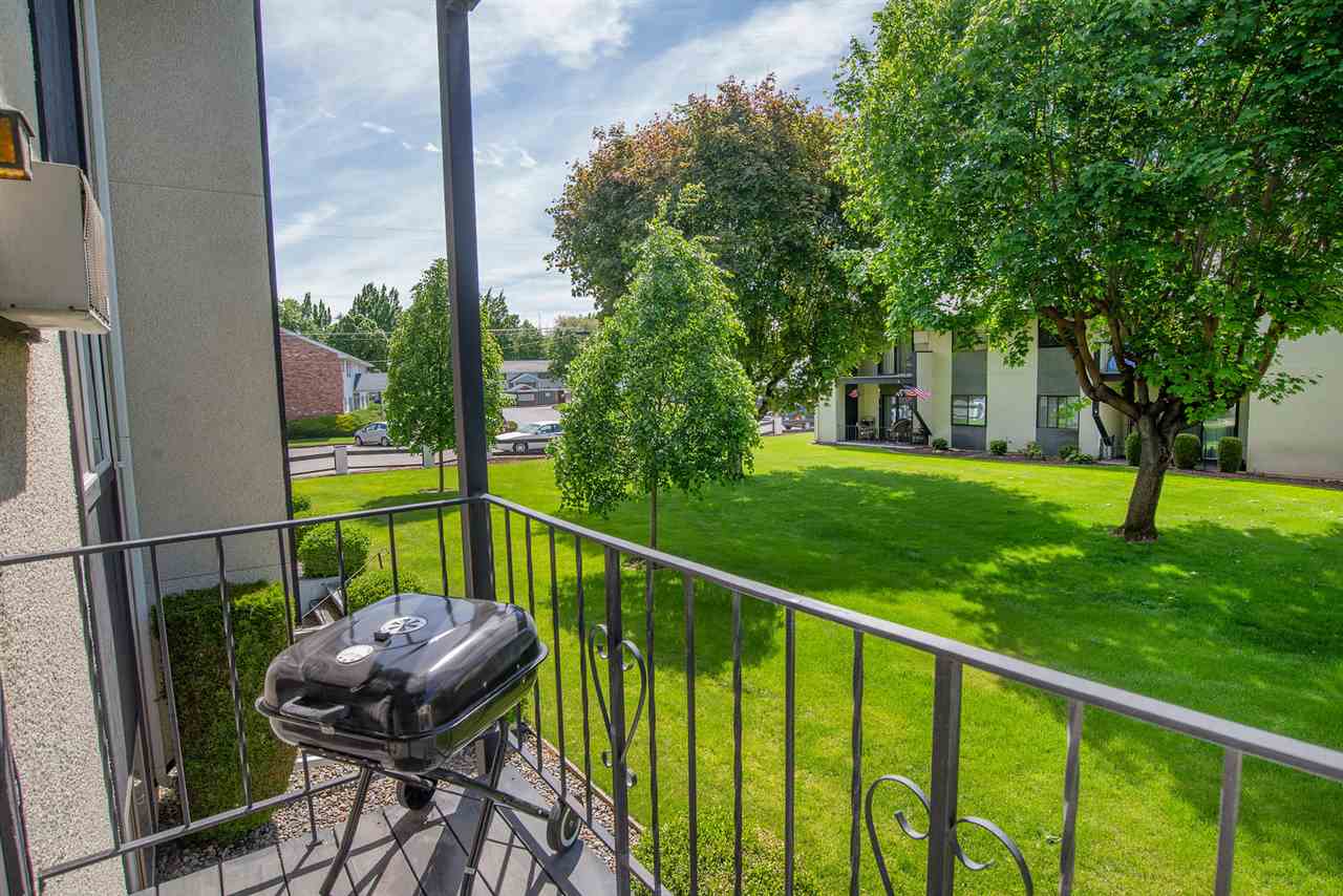 303 North Raymond Road, Unit 8 Spokane Valley, WA 99206 - Photo 17 of 19