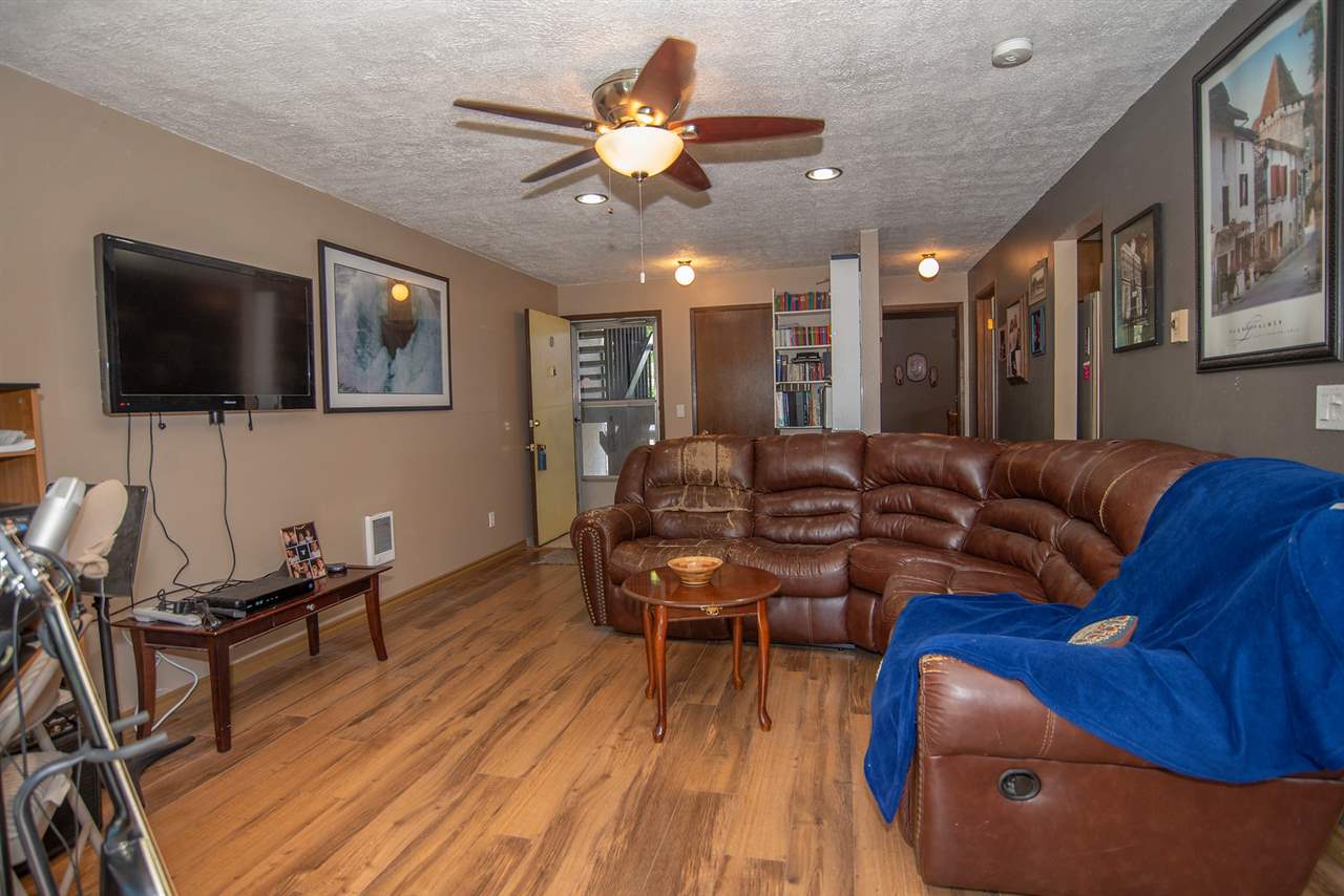 303 North Raymond Road, Unit 8 Spokane Valley, WA 99206 - Photo 5 of 19