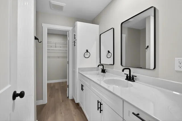 $299,900 | 13945 Northmoor Drive, Cement City, MI 49233