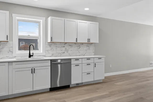 $299,900 | 13945 Northmoor Drive, Cement City, MI 49233