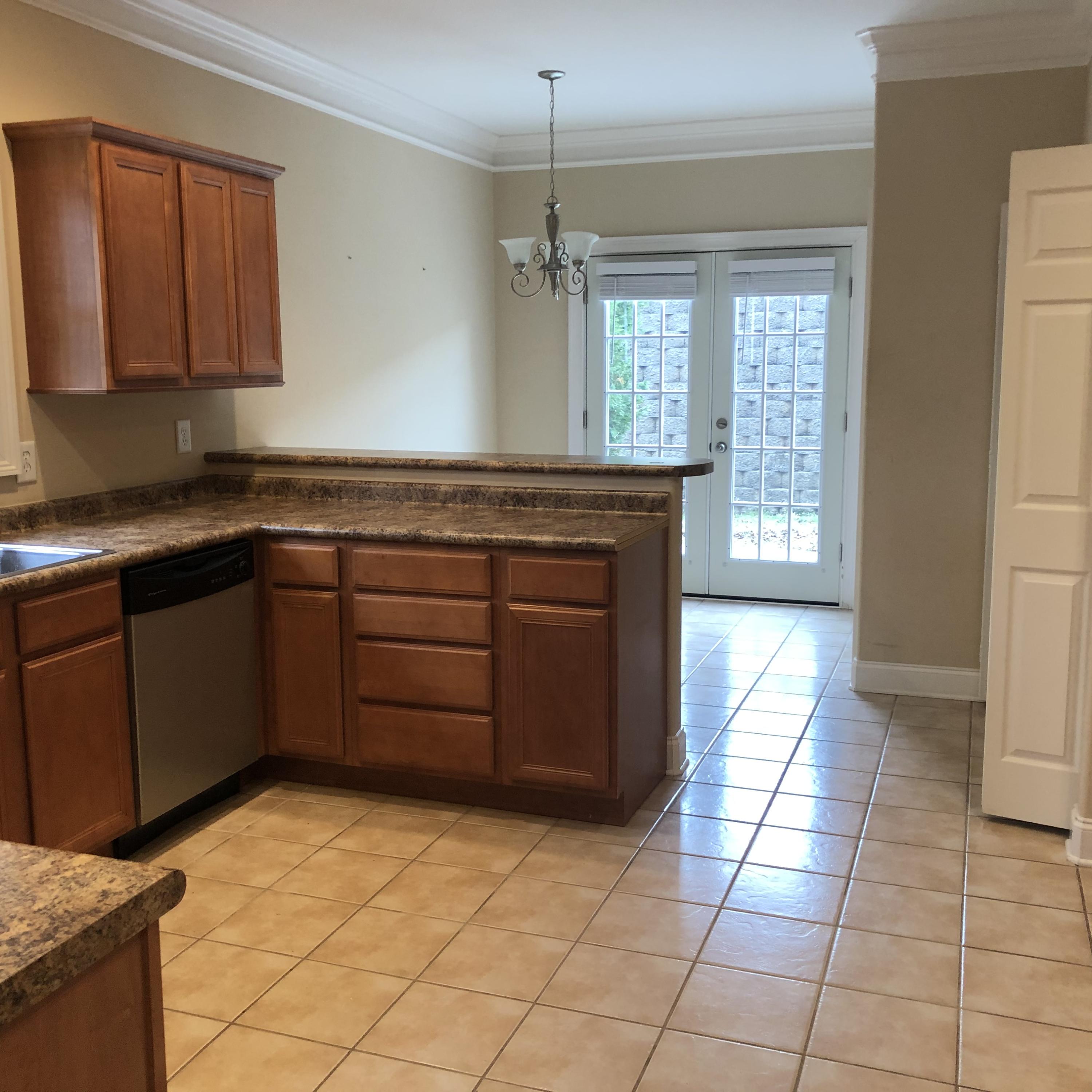 46 Earhart Road, Unit 46 Bluff City, TN 37618 - Photo 5 of 47 IMG_6127