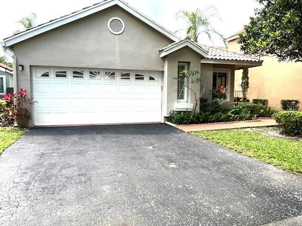$3,900 | 10110 Northwest 5th Street, Plantation, FL 33324