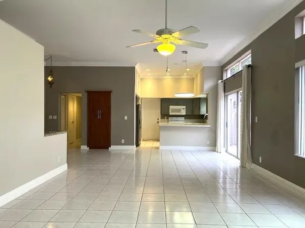 $3,900 | 10110 Northwest 5th Street, Plantation, FL 33324