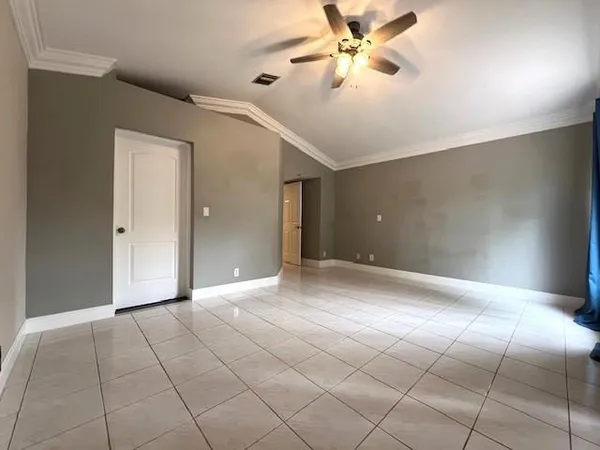$3,900 | 10110 Northwest 5th Street, Plantation, FL 33324