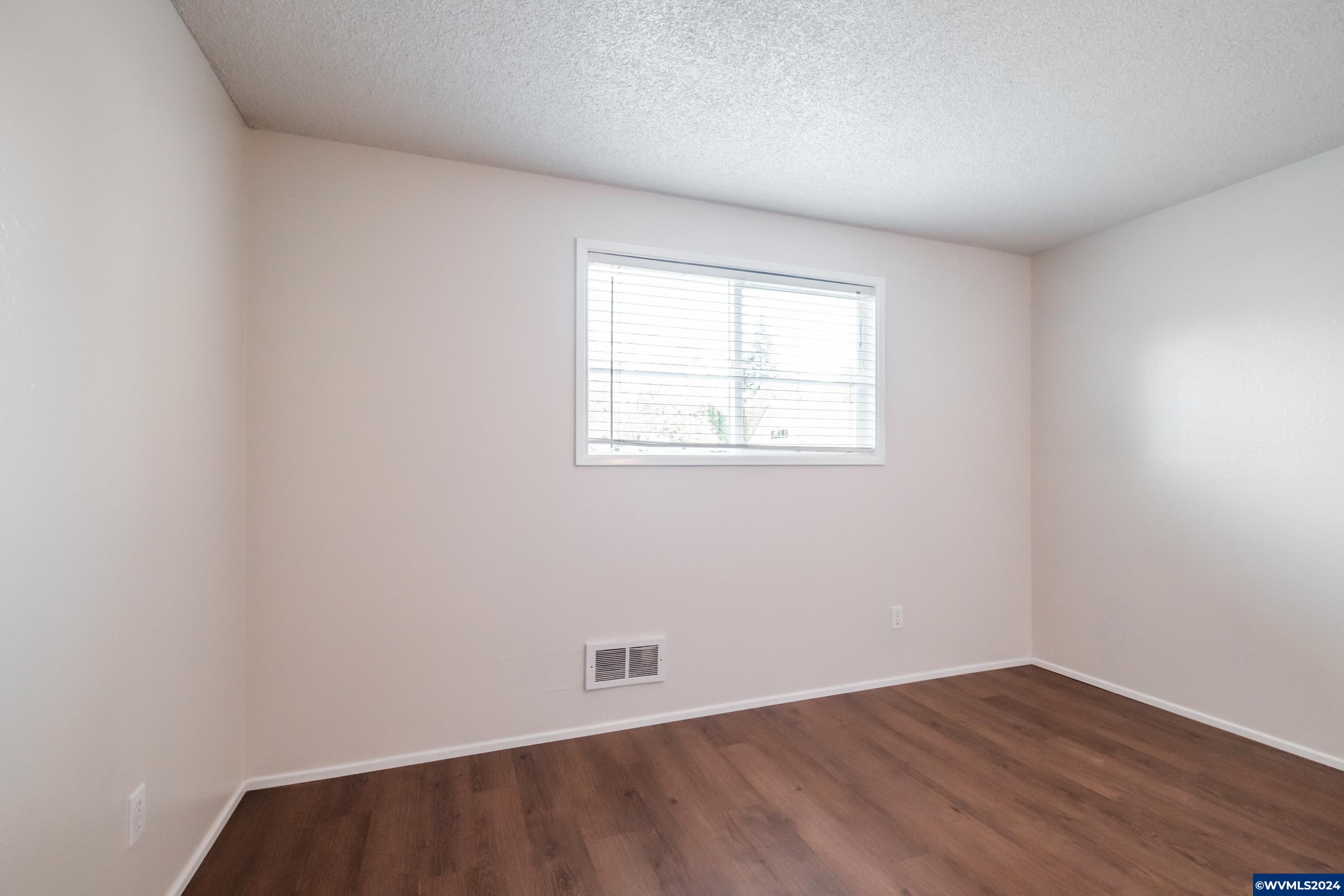 3357 Devon Place Southeast Albany, OR 97322 - Photo 14 of 25