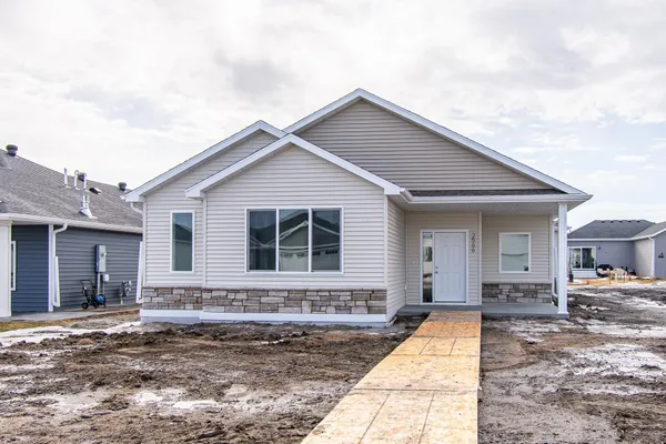 $383,888 | 2566 69th Avenue South, Fargo, ND 58104