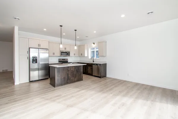 $383,888 | 2566 69th Avenue South, Fargo, ND 58104