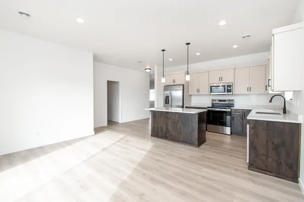 $383,888 | 2566 69th Avenue South, Fargo, ND 58104