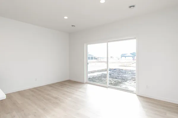 $383,888 | 2566 69th Avenue South, Fargo, ND 58104