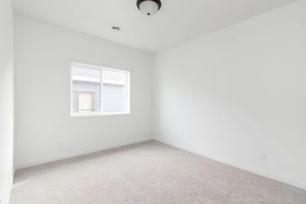 $383,888 | 2566 69th Avenue South, Fargo, ND 58104