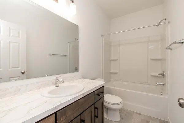 $383,888 | 2566 69th Avenue South, Fargo, ND 58104