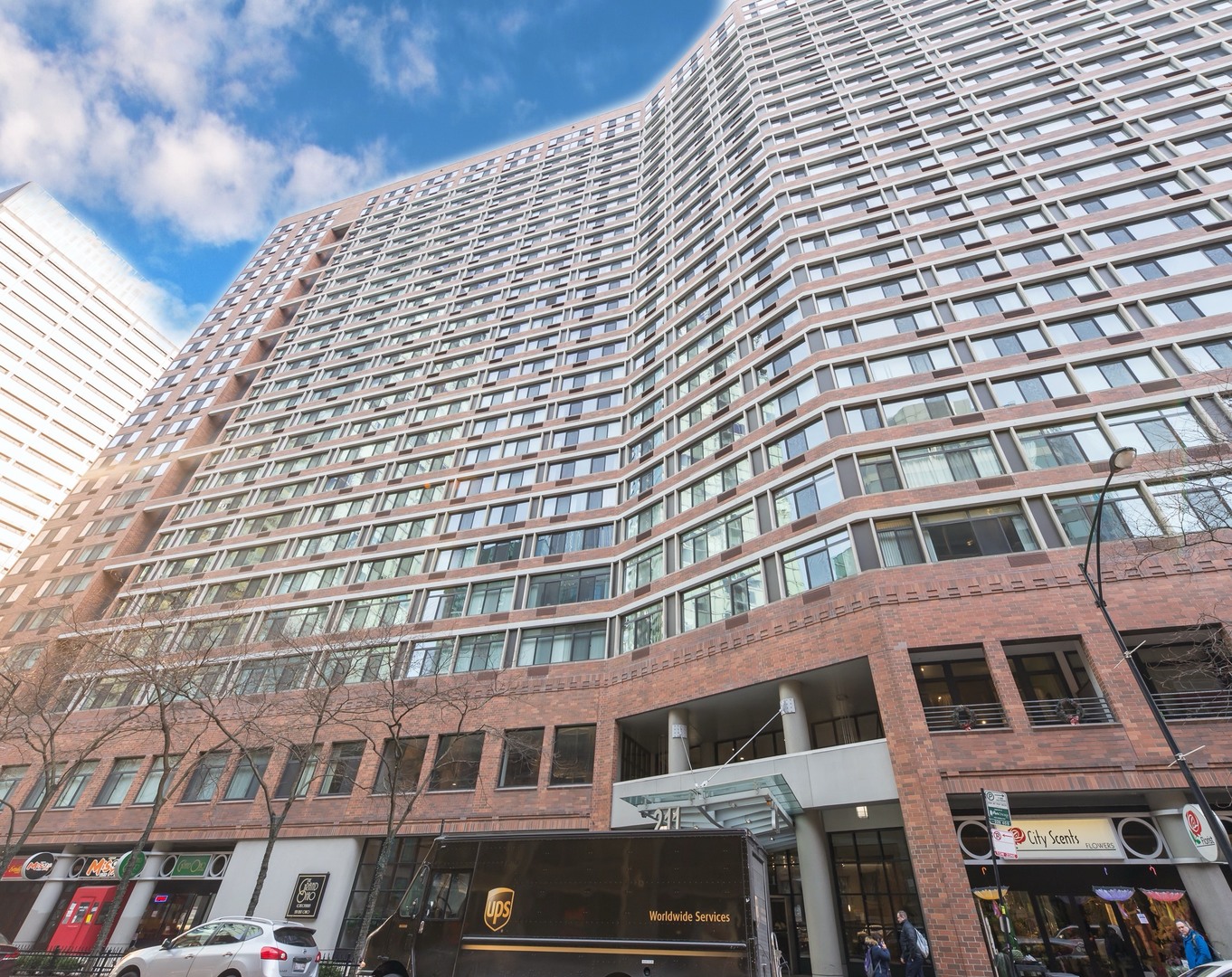 211 East Ohio Street, Unit 2402 Chicago, IL 60611 - Photo 2 of 22