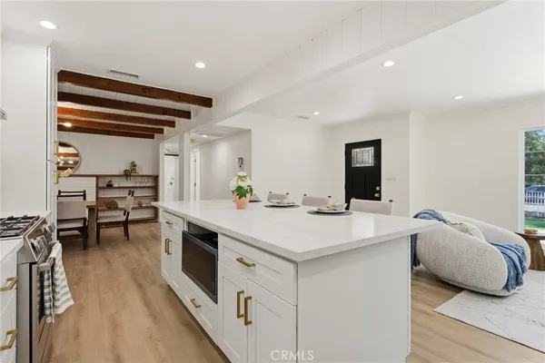 $1,225,000 | 6539 Noble Avenue, Van Nuys, CA 91411