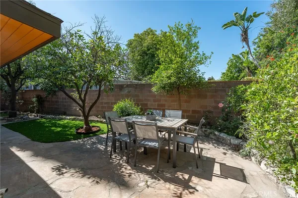$1,225,000 | 6539 Noble Avenue, Van Nuys, CA 91411