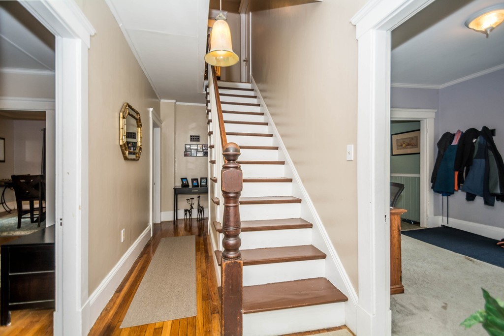 147 Groton Road Chelmsford, MA 01863 - Photo 3 of 29