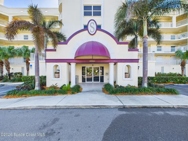$2,800 | 8951 Lake Drive, Unit 501, Cape Canaveral, FL 32920