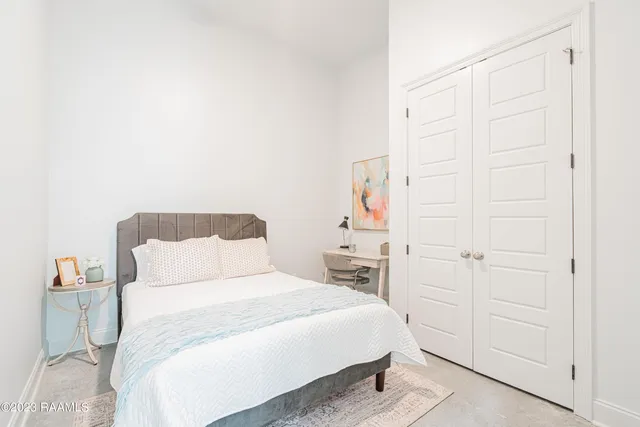 $4,000 | 404 East Martial Avenue, Lafayette, LA 70508