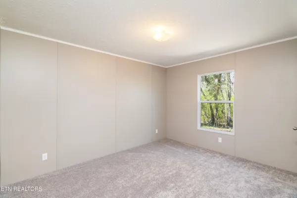 $1,700 | 456 West Outer Drive, Oak Ridge, TN 37830