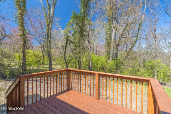 $1,700 | 456 West Outer Drive, Oak Ridge, TN 37830