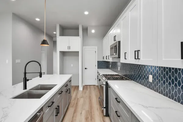 $364,000 | 6817 Peerless Street, Houston, TX 77021