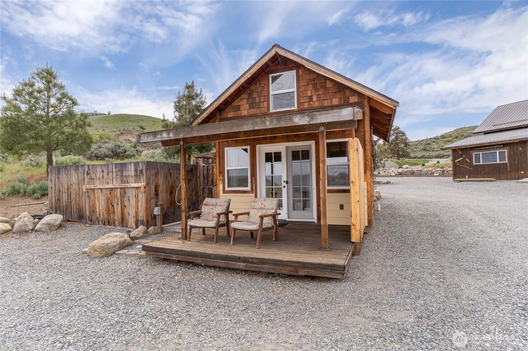 240 Little Butte Ranch Road Chelan, WA 98816 - Photo 36 of 39