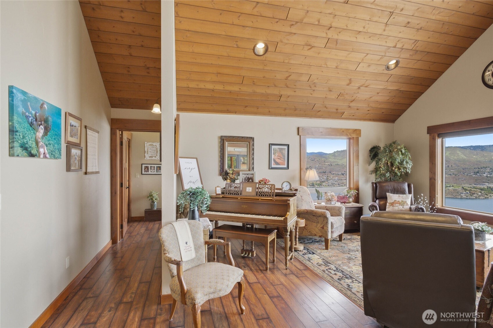 240 Little Butte Ranch Road Chelan, WA 98816 - Photo 10 of 39