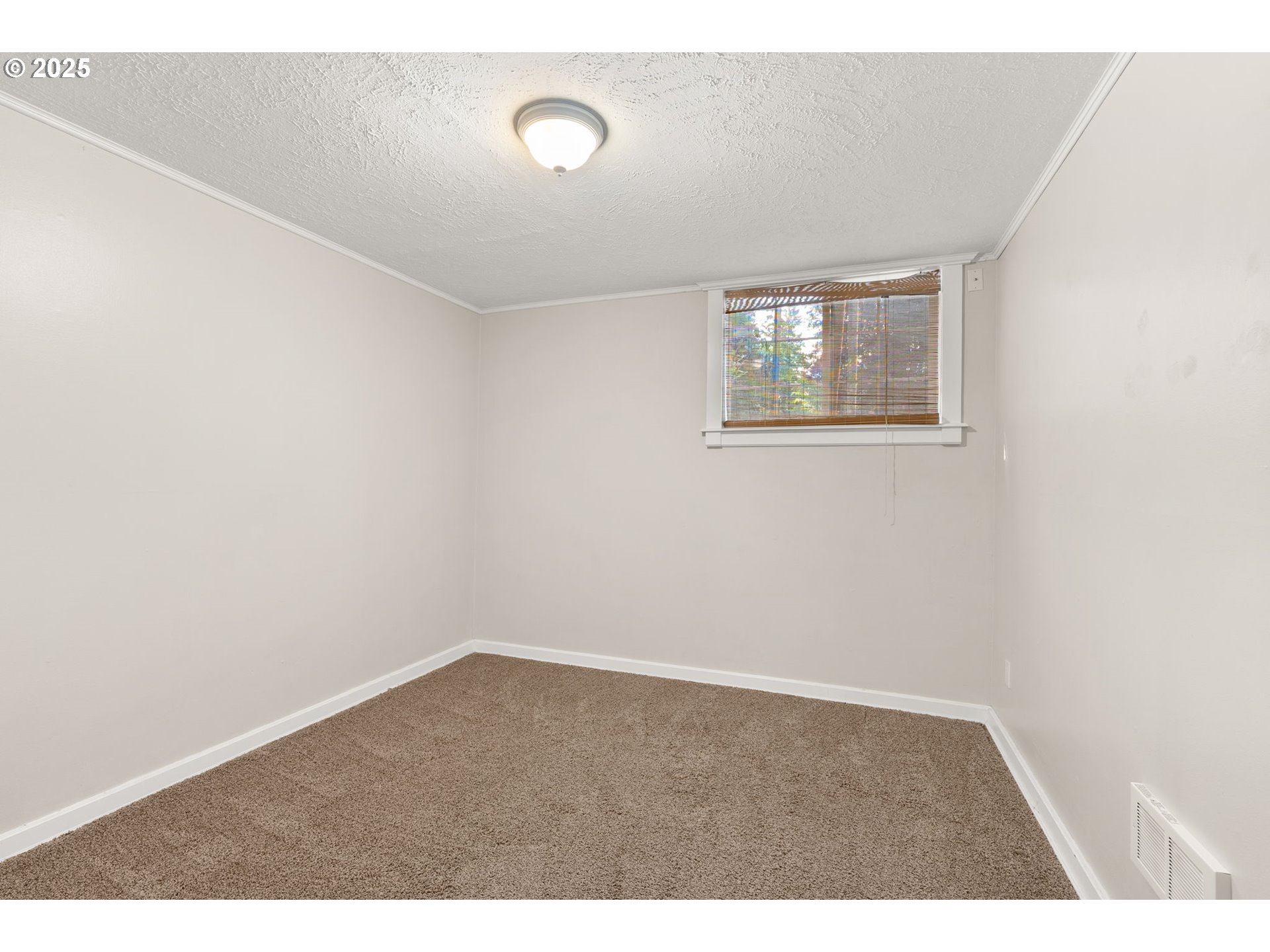 124 Alpha Drive Longview, WA 98632 - Photo 21 of 35