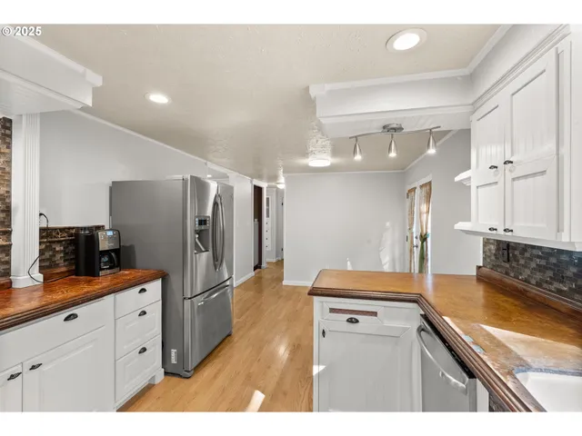 $422,000 | 124 Alpha Drive, Longview, WA 98632